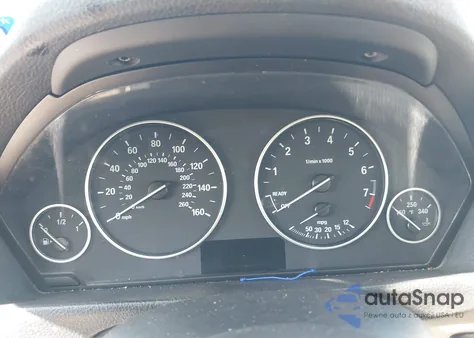 2013 BMW 328I z USA, uszkodzony, nr VIN WBA3A5G55DNP20778